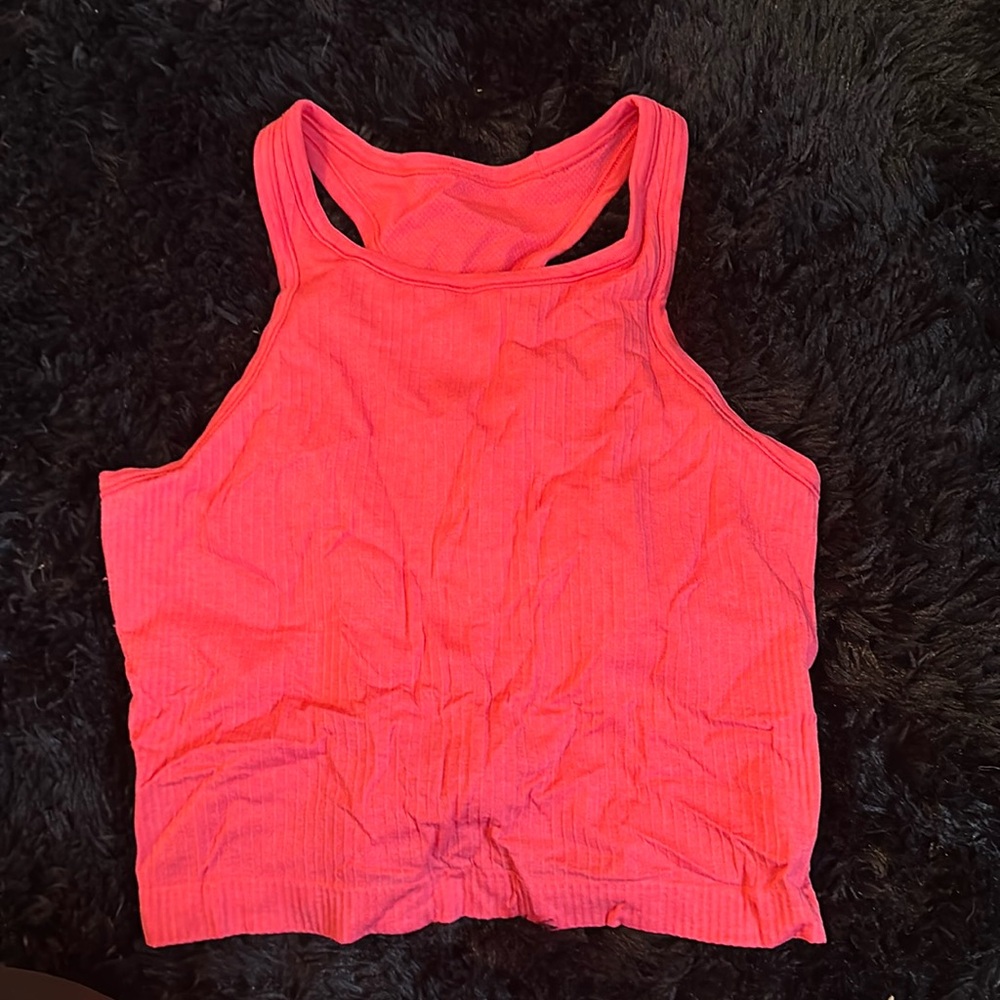 Lulu copped workout tank